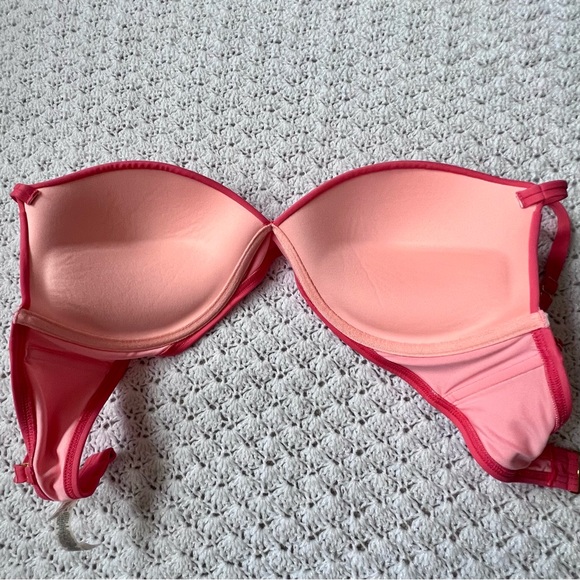Victoria's Secret Angel Convertible Bikini Top- Madly Melon 32DD - Picture 9 of 14